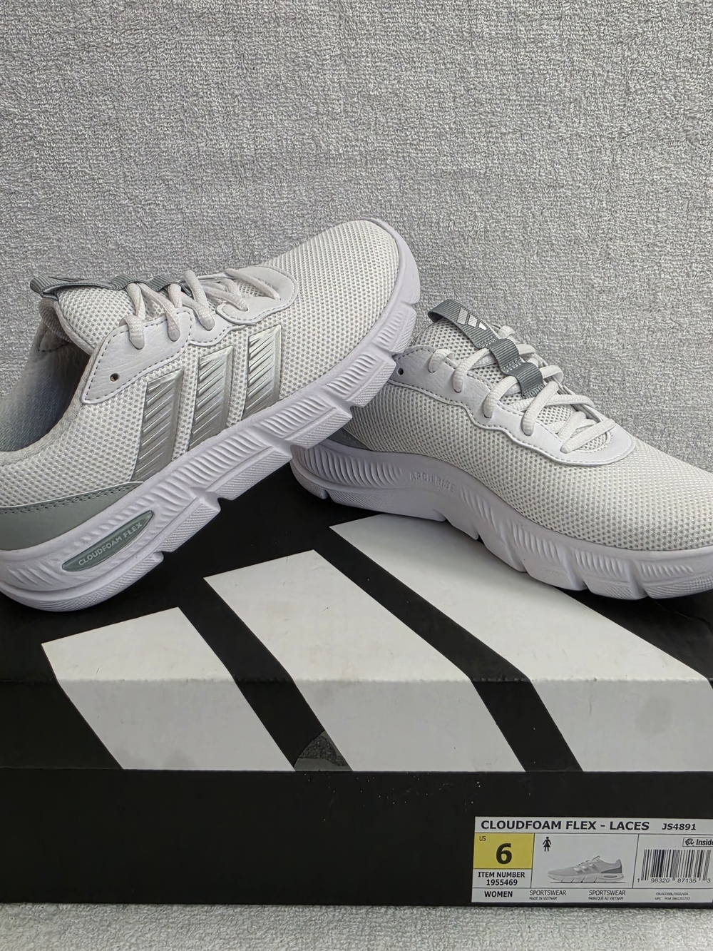 Adidas Cloudfoam Flex Laces Women's Size 6 White Silver Walking Shoes JS4891 NIB